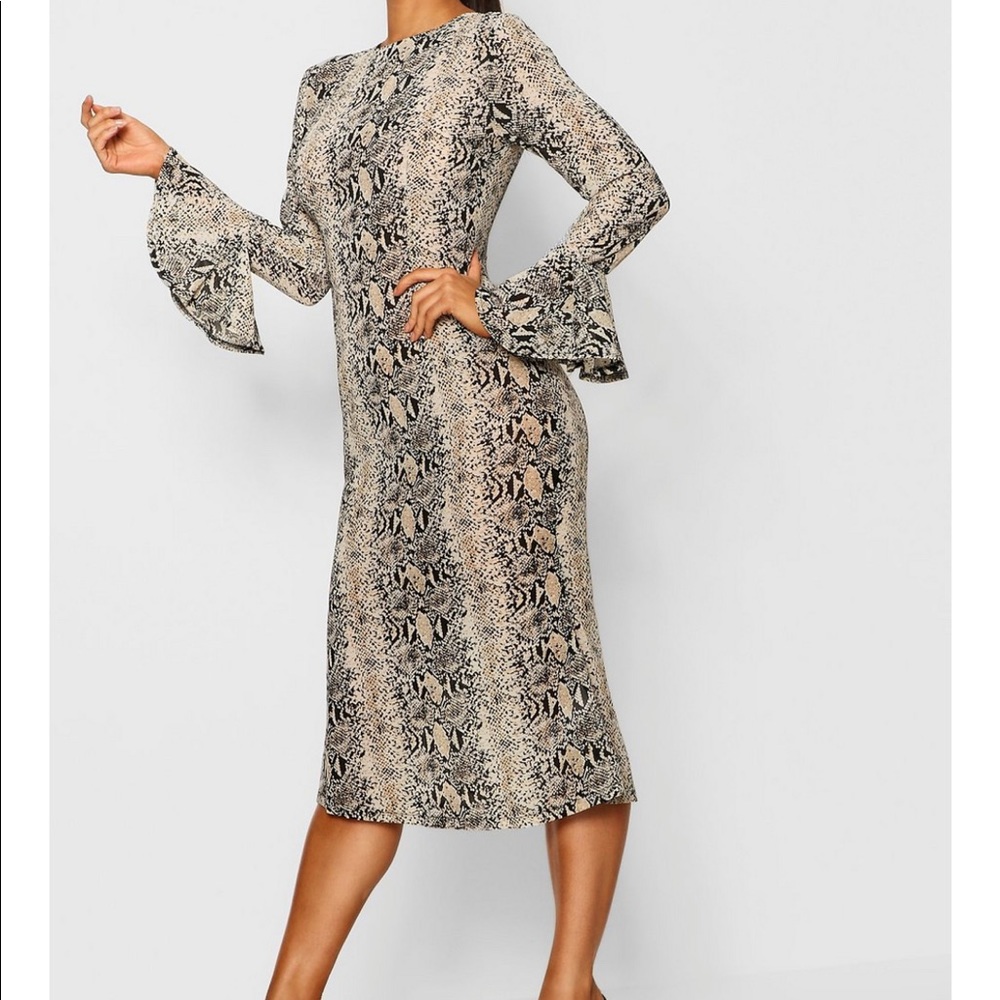 Snake Print Flared Sleeve Midi Dress